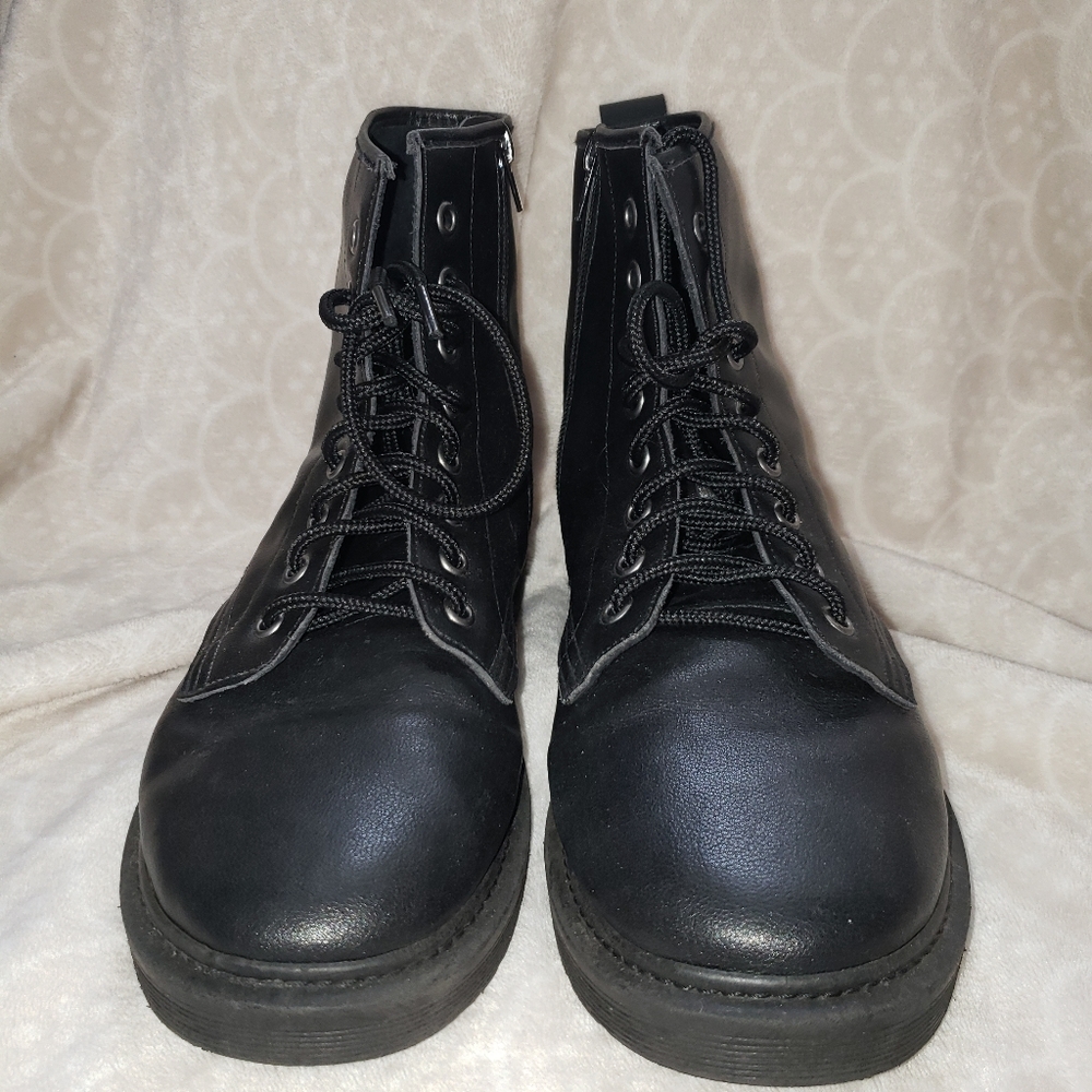 Black Steve Madden Boots